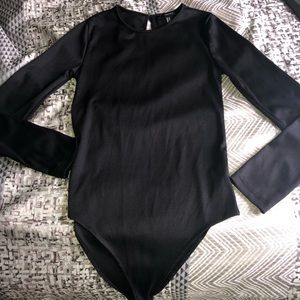 Long sleeve body suit